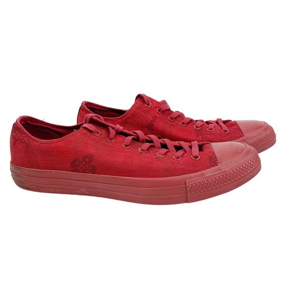 Converse Mens Sz 12 All Star Chuck Taylor Shoes Red OX 149543C Low Top Sneakers - Picture 2 of 15